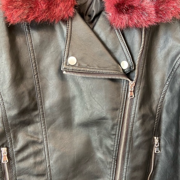 Rampage Black Faux Leather Moto Jacket with Removable Red Fur Collar - Picture 3 of 10